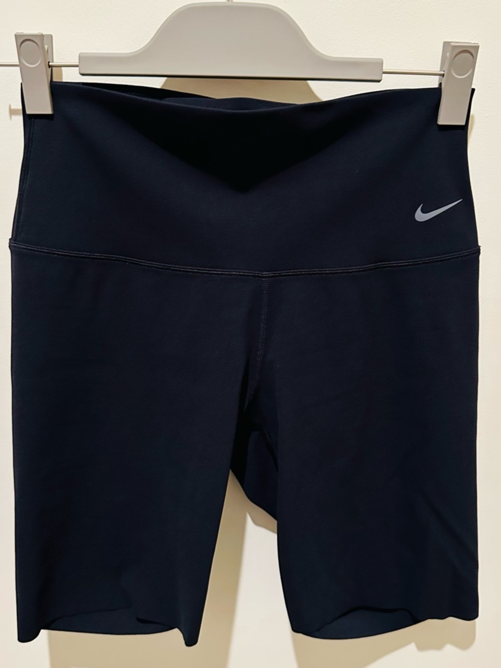 Nike Black Mid-Rise Athletic Biker Shorts - Like New